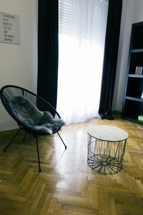 Street View Apartments Сибиу Экстерьер фото
