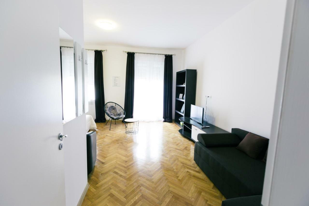 Street View Apartments Сибиу Экстерьер фото